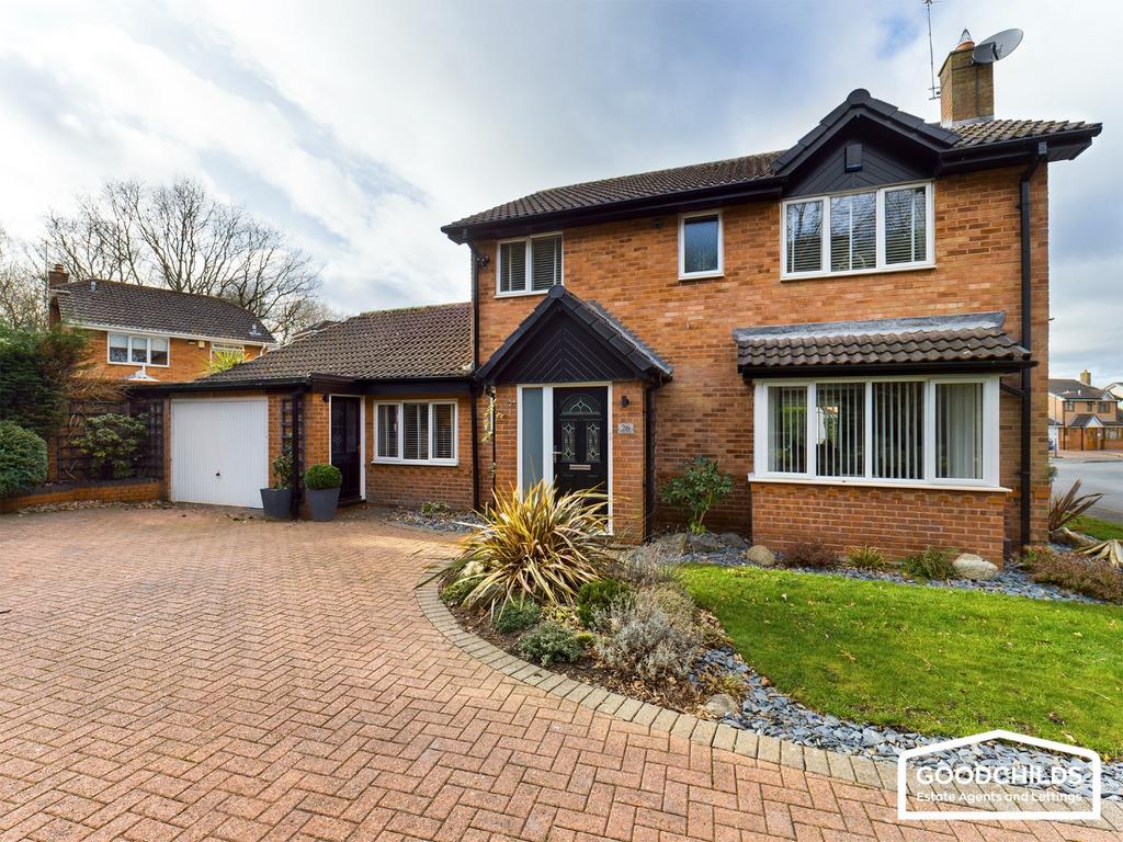 Ganton Road, Turnberry, Bloxwich, WS3 4 bed detached house £450,000