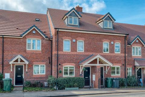 The Charles Main Road, Hallow, Worcester, WR2 6LD