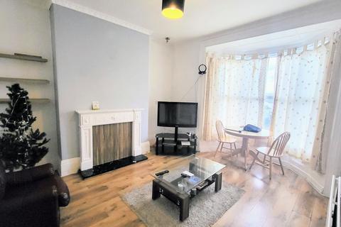 2 bedroom flat for sale - Hylton Road, Sunderland SR4