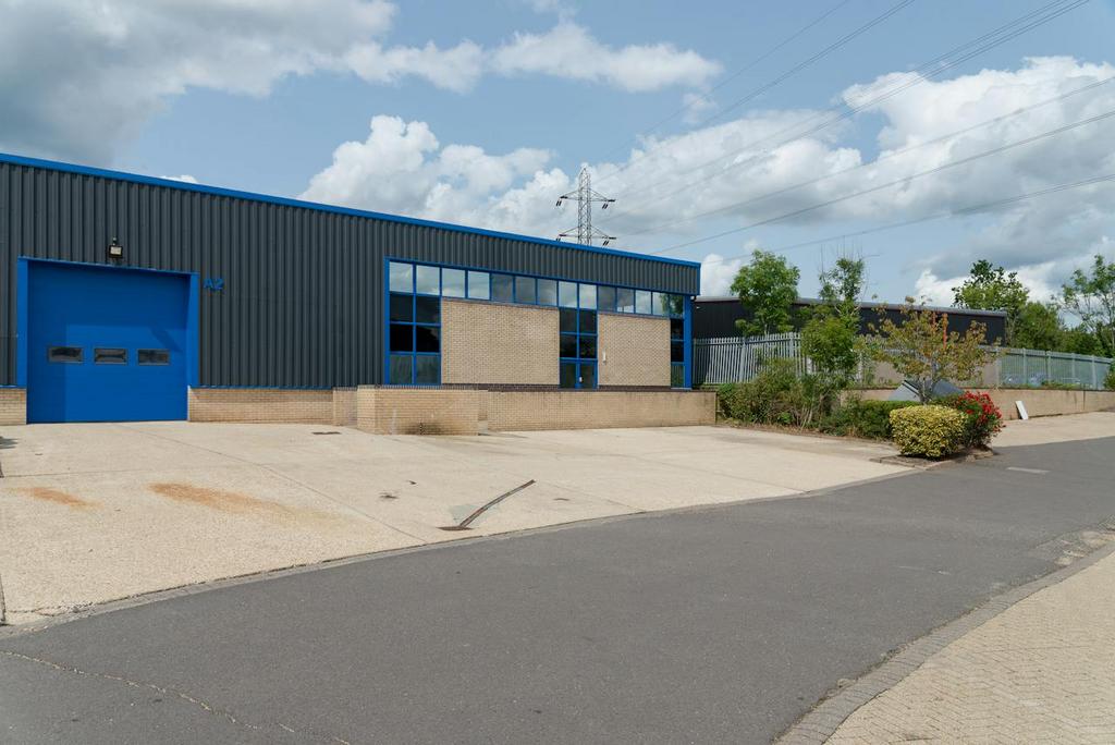 Hazleton Interchange, Horndean, Waterlooville, PO8 9JU Warehouse to rent