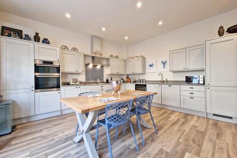 15 Gwarak Riel, Truro, TR1 1FB