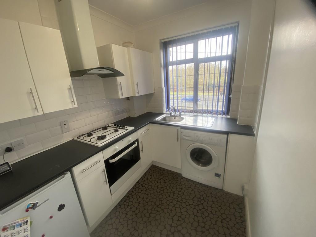 Gravel Hill, Croydon 1 bed £1,050 pcm (£242 pw)