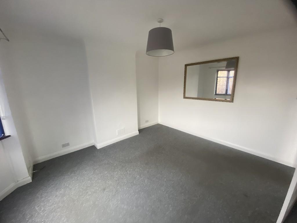 Gravel Hill, Croydon 1 bed £1,150 pcm (£265 pw)