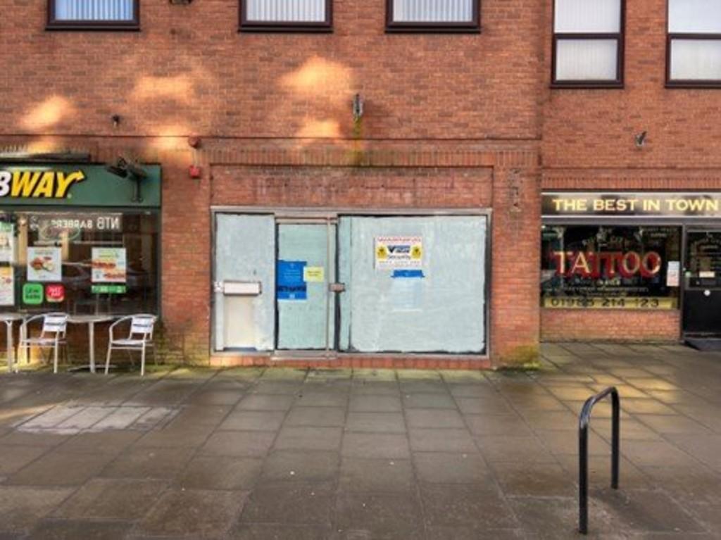 Market Place, Warminster Retail property (high street) to rent £1,125