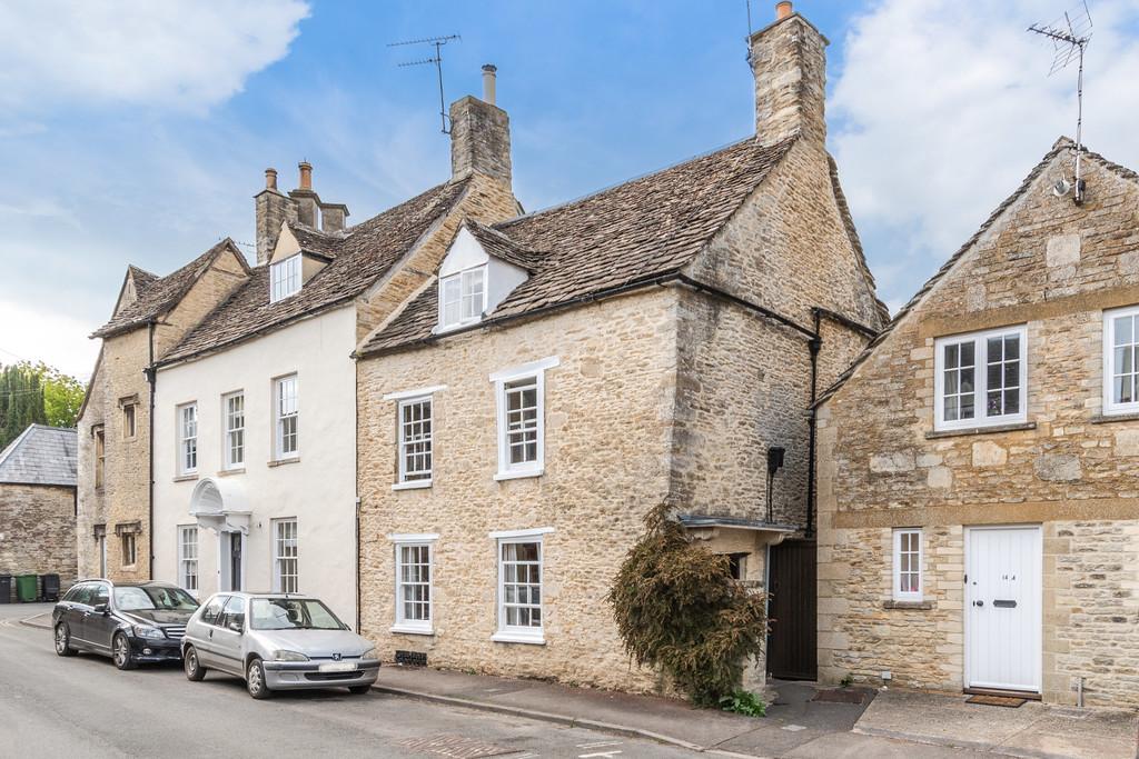 The Green, Tetbury 3 bed end of terrace house to rent £1,650 pcm (£