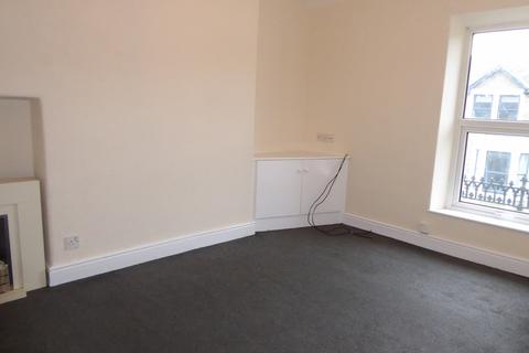 2 bedroom flat to rent, 88 Albert Road, Morecambe, LA4