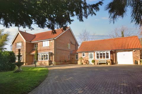 6 bedroom detached house for sale, St. Mary's Lane, Louth LN11 0DT