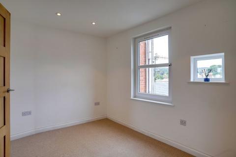 1 bedroom maisonette to rent, Regent Street, Dawlish