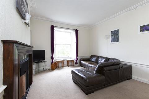 3 bedroom flat to rent, (4f2) Broughton Street, New Town, Edinburgh, EH1