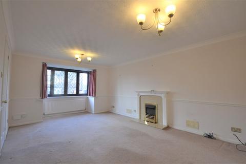 4 bedroom detached house to rent, High Lane, Stansted