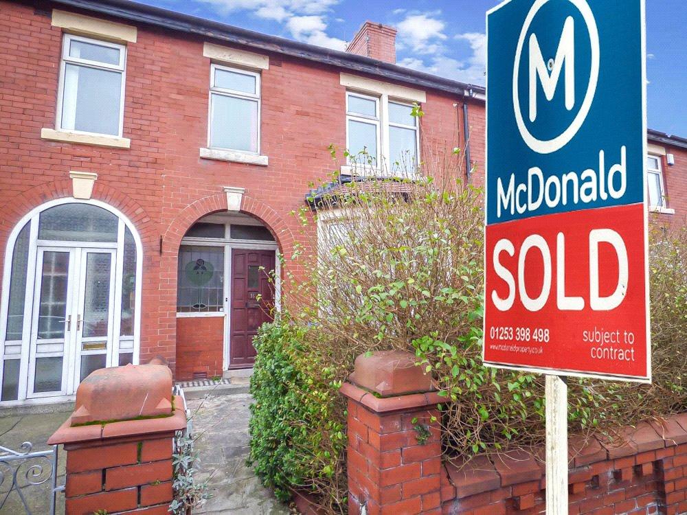 London Road, Blackpool, Lancashire 3 bed terraced house £84,950