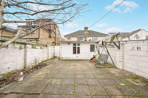47 Alexandra Road, Slough, SL1 2NQ