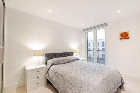 3 bedroom flat to rent, Chiswick High Road, Chiswick, London, W4