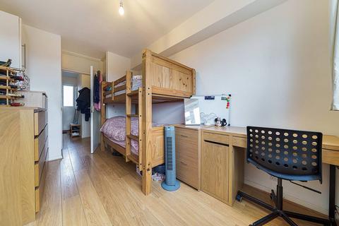 95 Redbridge Gardens, London, SE5 7HB