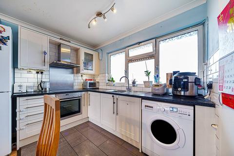95 Redbridge Gardens, London, SE5 7HB