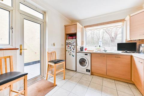 3 bedroom detached house for sale - Ledway Drive, Preston, Wembley, HA9