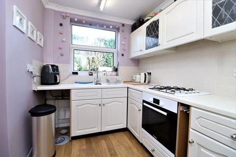 9 Canberra Road, Walsall, WS5 3NH