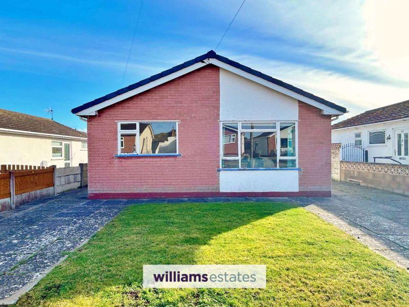 Grosvenor Road, Prestatyn 3 bed detached bungalow £170,000