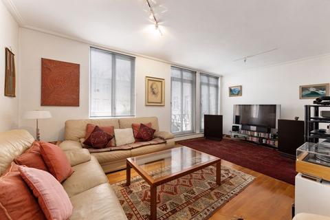 14 Highgate Close, London, N6 4SD