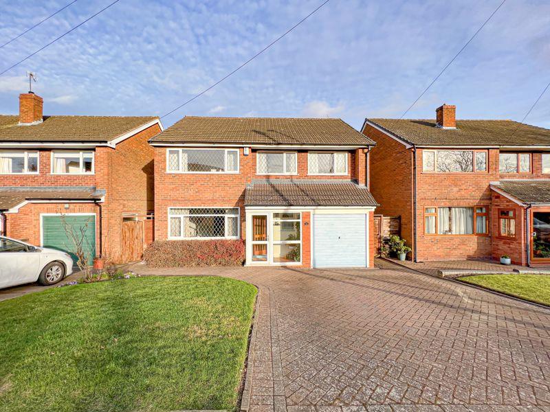 Goodwood Drive, Streetly, Sutton Coldfield, B74 2JG 4 bed detached