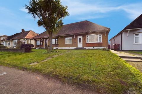 205 Purfleet Road, Aveley, South Ockendon, RM15 4DT