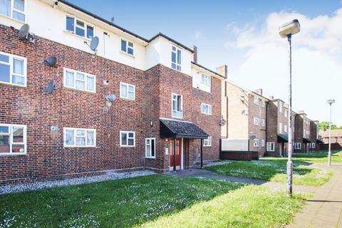 56 Eden Green, South Ockendon, RM15 5BW