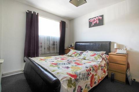 56 Eden Green, South Ockendon, RM15 5BW