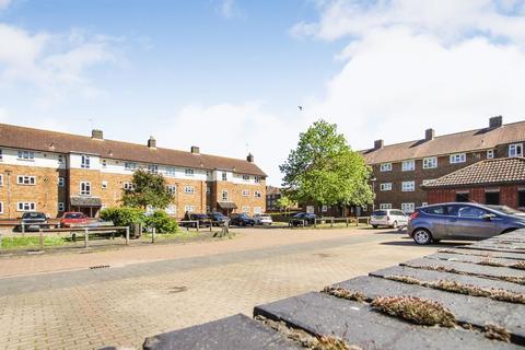 56 Eden Green, South Ockendon, RM15 5BW