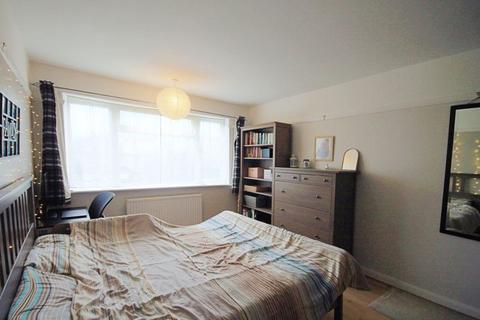 1 Ormsby Gardens, Greenford, UB6 9NR