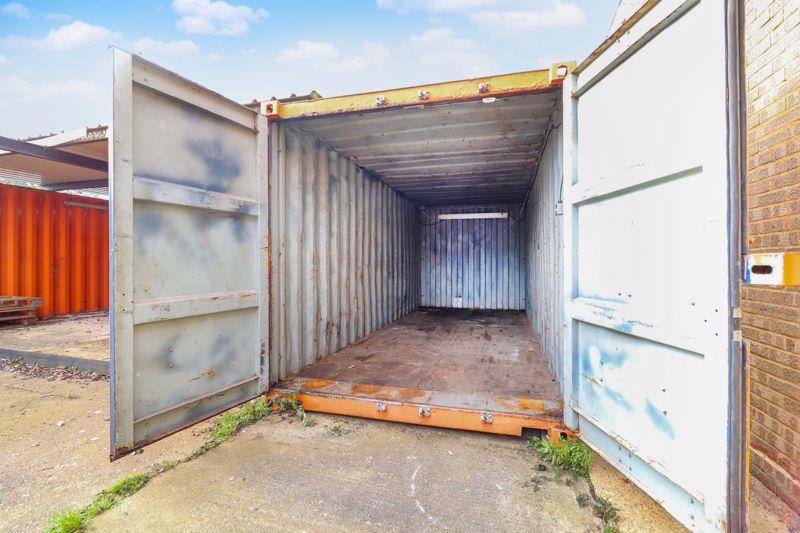 Container