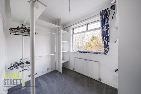 53 Warren Drive, Hornchurch, RM12 4QZ
