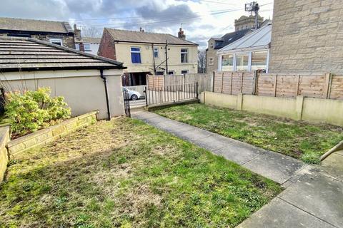 3 bedroom semi-detached house for sale, Prospect Villas, Cleckheaton, BD19