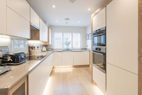 12 Cooper Close, Upper Heyford, Bicester, OX25 5AZ