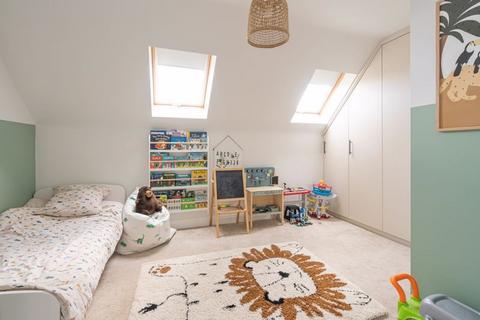 12 Cooper Close, Upper Heyford, Bicester, OX25 5AZ