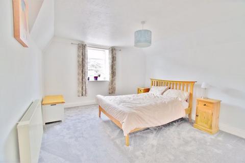 Flat 13, Imperial Court Castle Hill, Lynton, EX35 6JA