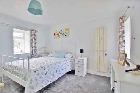Flat 13, Imperial Court Castle Hill, Lynton, EX35 6JA