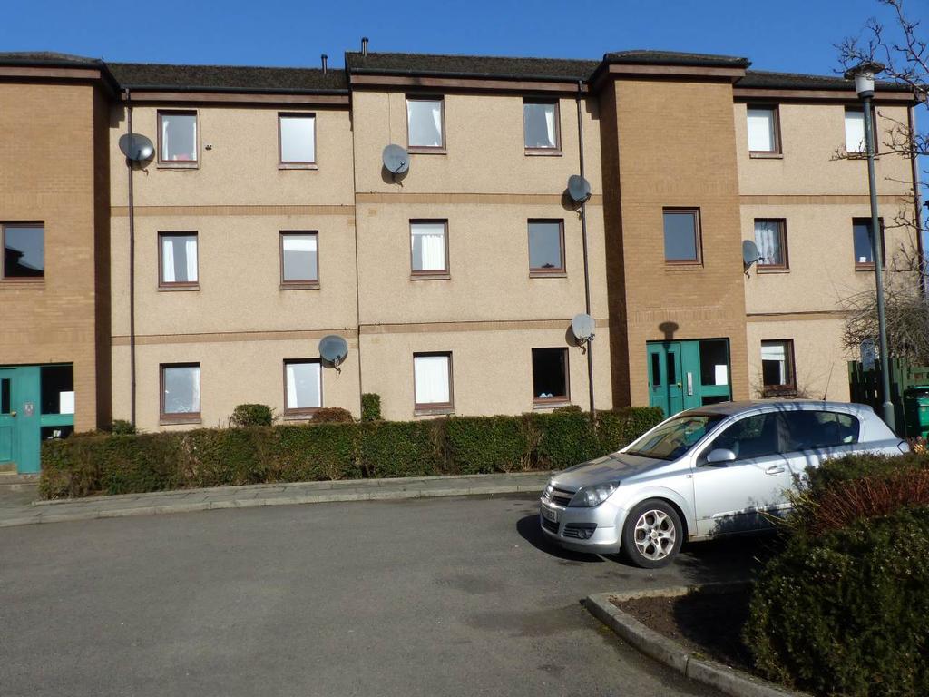 Florence Place, Perth, 2 bed flat £620 pcm (£143 pw)