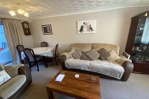 8 Brow Crescent, Halfway, Sheffield, S20 4GB