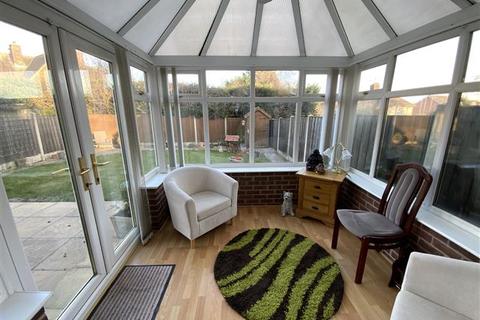 8 Brow Crescent, Halfway, Sheffield, S20 4GB