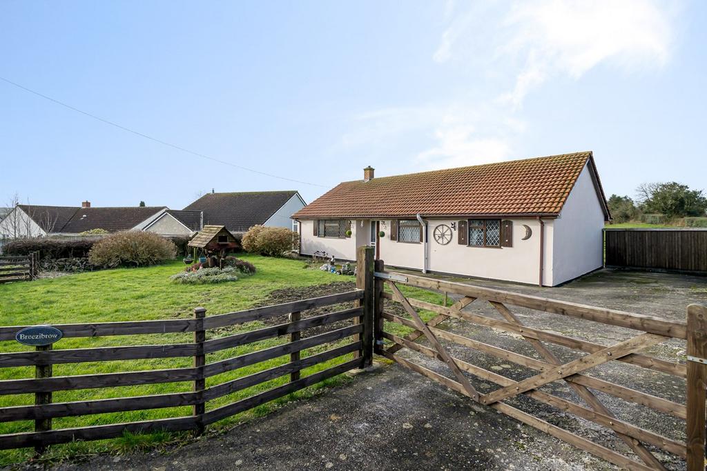 Longleat Lane, Radstock, BA3 3 bed detached