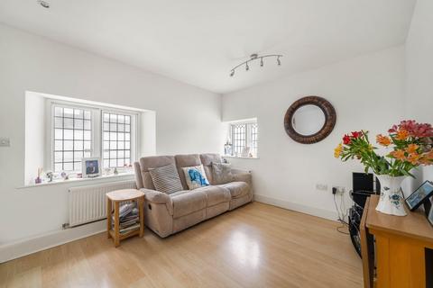 Flat 1, 2 Kent Road, West Wickham, BR4 0JP