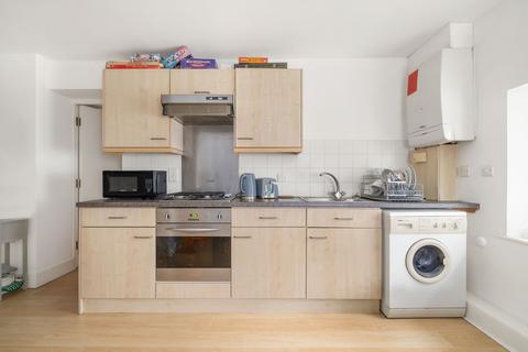 Flat 1, 2 Kent Road, West Wickham, BR4 0JP