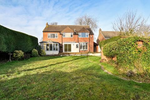 11 Dark Lane, Alrewas, Burton-on-trent, DE13 7AP