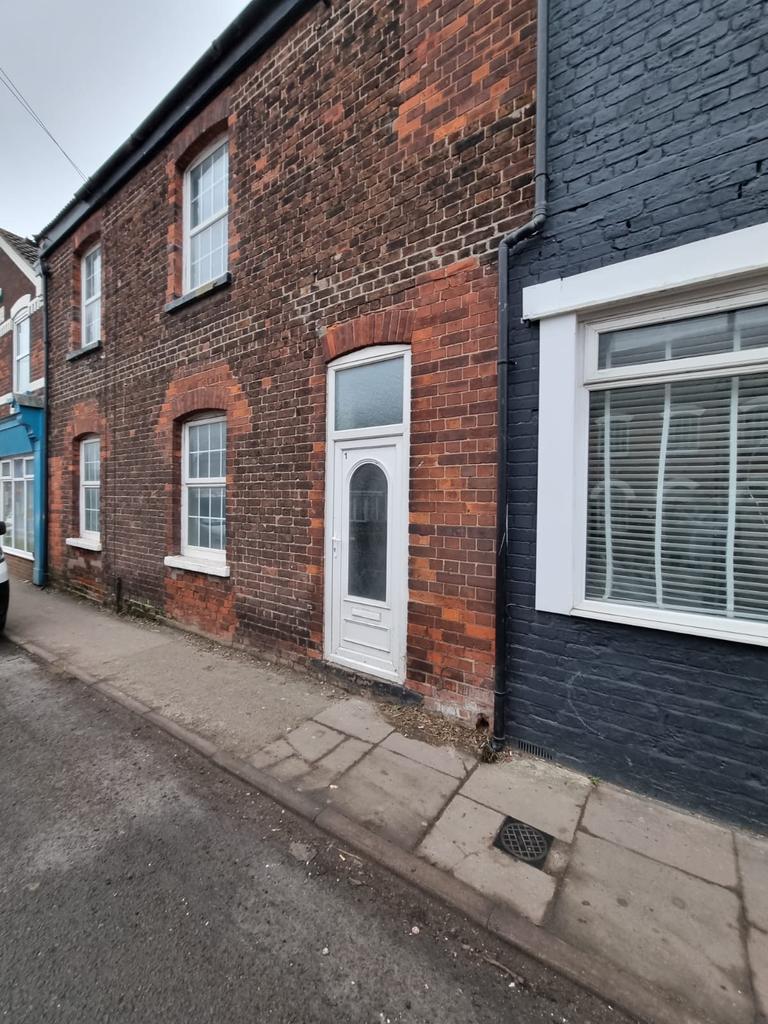 Fishtoft Road, Boston, PE21 0AA 3 bed terraced house £900 pcm (£208 pw)