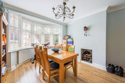 46 Westways, Epsom, KT19 0PQ