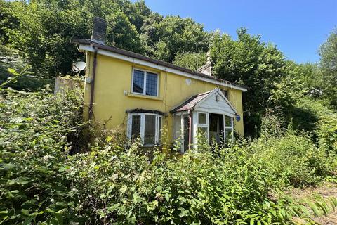 2 bedroom detached house for sale, Llangennech, Llanelli