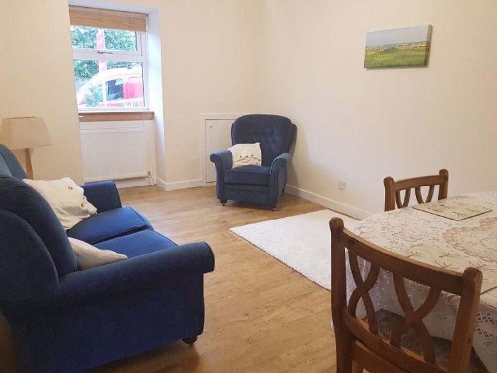 Main Street, Strathkinness, Fife 2 bed bungalow £850 pcm (£196 pw)