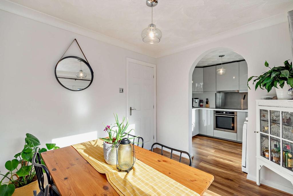 8539470-interior18-800.jpg