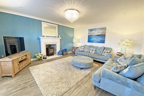 12 Folly Close, Liverpool, L23 8AE