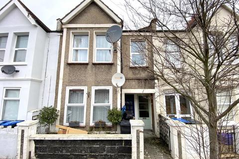 43 Boyd Road, London, SW19 2DF